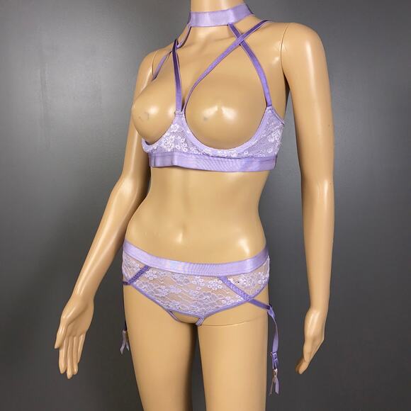 Exposed by Magic Silk Open Cup Crotchless Panties Garter Lingerie Small Medium - Picture 2 of 12